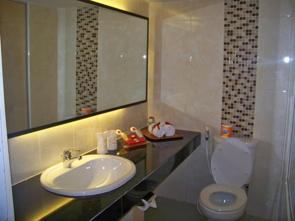 Sahid Kawanua Manado Exterior foto