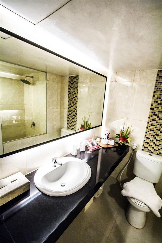 Sahid Kawanua Manado Exterior foto